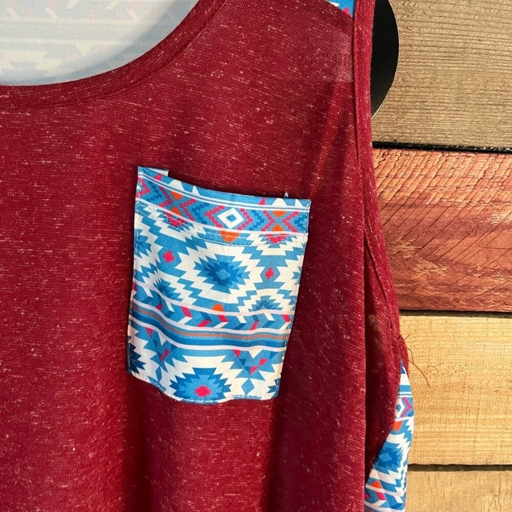 Sunshine‎ & Rodeos Burgundy Aztec Print Top Size Large - Picture 3 of 11